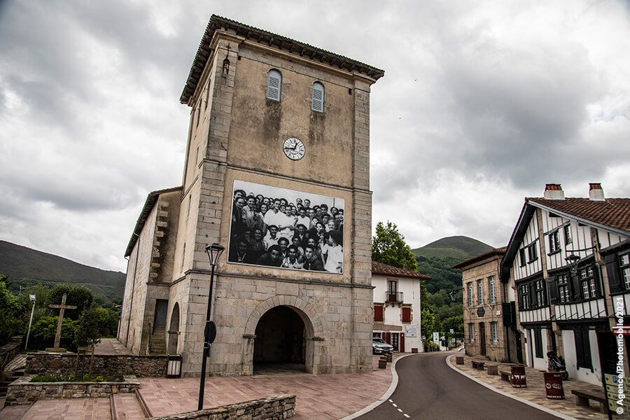 A Ascain au Pays Basque les femmes s'exposent et ...elles sont "EXTRA & ORDINAIRES"