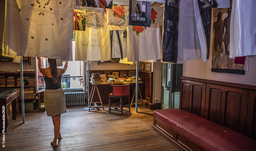 Art, culture et exposition : Anelor Prats et ses ami(e)s artistes prolongent jusqu’au dimanche 6 septembre sur rendez-vous rue Broquedis, chalet Pilar, à Biarritz.