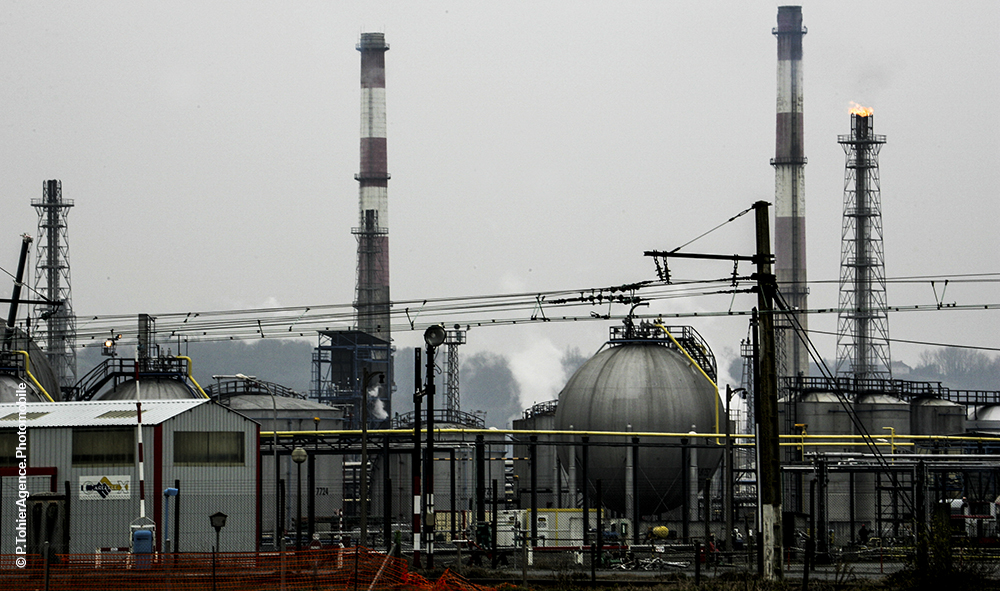 Environnement / Economie / Santé : Le documentaire explosif de Thibault Férié sur un scandale d’État, remet sous le feu de l’actualité l'usine de Gaz de Lacq à Mourenx.