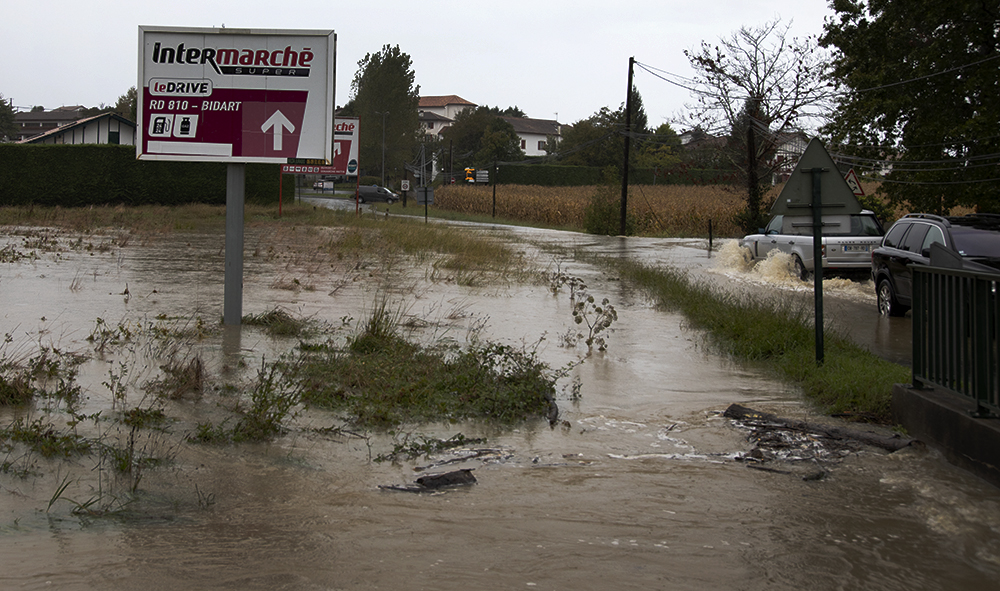 Meteo Tempête Alex inondations  Ahetze au pays basque labourd