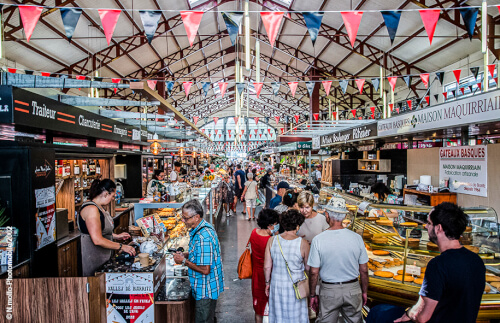 Halles de Biarritz : Le marché du gotha