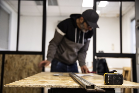 Cédric Dussau (photo) de Comx Wood & Design graphique sinstalle chez « DOAN » à Anglet.DOAN "LIBRE / GRATUIT " en basque du dialecte GUIPUSCOAN à Anglet sur la côte basque, Pays basque. L'association DOAN est un club d'aide au motards du Pays basque pour le stockage, la maintenance et la personnalisation de motos. C'est également un lieu créatif et d'exposition de divers types d'expressions artistiques. Elle peut également fournir des espaces de stockage et bureau à des auto-entrepreneurs du Pays basque.

Cédric Dussau (photo) from Comx Wood & Graphic Design moved to "DOAN" in Anglet. "FREE / FREE" OAN in Basque of the GUIPUSCOAN dialect in Anglet on the Basque coast, Basque Country. The DOAN association is a club that helps bikers in the Basque Country for the storage, maintenance and personalization of motorcycles. It is also a place of creativity and exhibition of various types of artistic expressions. It can also provide storage and office space to self-employed people in the Basque Country.

Anglet, Pays Basque, Nouvelle Aquitaine, New Aquitaine, Basque Country, Pyrénées Atlantiques, Sud Ouest, France, Europe.