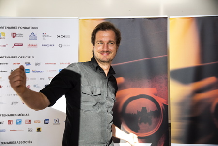 Daniel KOTTER le réalisateur de ( RIFT FINFINNEE) le 12 juin 2021, lors de l'édition du FIPADOC 2021 et de la soirée d'ouverture du festival à la gare du midi.
Daniel KOTTER the director of (RIFT FINFINNEE) on June 12, 2021, during the FIPADOC 2021 edition and the opening night of the festival at the Gare du Midi.
Biarritz, Pays basque, Nouvelle-Aquitaine, New-Aquitaine, Pyrénées-Atlantiques, Pays Basque, Europe, France.