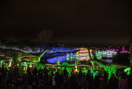 Festival Des Lanternes 2021 à Blagnac avec pour thème "Vol au dessus du merveilleux" du 1er décembre 2021 et jusquau 1er février 2022, Blagnac, capitale de laéronautique, le Festival des Lanternes s'installe dans le magnifique Parc du Ritouret. Un espace de 10 hectares, de quoi émerveiller les visiteurs qui dès la tombée de la nuit pourront découvrir près de 2500 lanternes géantes: Pandas, dragon qui investit le lac, lépopée de laéropostale, des scènes de vie chinoise mais aussi les légendes mythiques et spectaculaires comme le jurassique parc des dinosaures !

Festival Des Lanternes Blagnac with the theme "Flight over the marvelous" from December 1, 2021 and until February 1, 2022, Blagnac, capital of aeronautics, the Lantern Festival takes place in the magnificent Parc du Ritouret. A space of 10 hectares, enough to amaze visitors who, as soon as night falls, will be able to discover nearly 2,500 giant lanterns: Pandas, dragon that invades the lake, the epic of the airmail, scenes of Chinese life but also the mythical and spectacular legends like Jurassic Dinosaur Park!

Blagnac, Haute-Garonne, Occitanie, France, Europe.