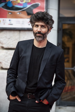 Le réalisateur Argentin IVAN FUND pour le film PIEDRA NOCHE lors du festival Biarritz Amérique Latine, festival de cinéma latino américain (30° édition) au Pays basque, à Biarritz côte basque.
The Argentinian director IVAN FUND for the film PIEDRA NOCHE during the Biarritz Latin America festival, Latin American film festival (30th edition) in the Basque Country, in Biarritz on the Basque coast.
Biarritz, Pays Basque, Euskal Herri, Basque Country, Nouvelle Aquitaine, New Aquitaine, Pyrénées Atlantiques, Sud Ouest, France, Europe.