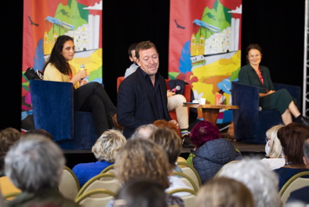 Rencontres de l' IHEAL avec Olivier Compagnon (photo) lors du Festival Biarritz Amérique Latine, festival de cinéma latino américain (30° édition) au Pays basque, à Biarritz côte basque.
Meetings of IHEAL with Olivier Compagnon (photo) during the Biarritz Latin America Festival, Latin American film festival (30th edition) in the Basque Country, in Biarritz on the Basque coast.
Biarritz, Pays Basque, Euskal Herri, Basque Country, Nouvelle Aquitaine, New Aquitaine, Pyrénées Atlantiques, Sud Ouest, France, Europe.