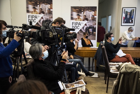 FIPADOC 2022, Festival International Documentaire. Conférence de presse Mairie de Biarritz le 06 janvier 2022 au Pays Basque.
FIPADOC 2022, International Documentary Festival. Biarritz Town Hall press conference on January 6, 2022 in the Basque Country.
Biarritz, Pays basque, 64 , Nouvelle Aquitaine, Pyrénées Atlantiques, Sud Ouest, France, Europe.
New Aquitaine, Basque Country.