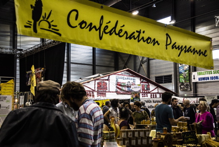 LURRAMA La ferme au Pays Basque à la Halle d'Iraty de Biarritz sur la côte basque le 12 novembre 2022, LURRAMA est un salon de l'agriculture Paysanne basque conçu par l'association EHLG (Euskal Herriko Laborantza Ganbara)  pour promouvoir l'agriculture paysanne et durable, respectueuse des hommes et de la nature.

LURRAMA The farm in the Basque Country at the Halle d'Iraty in Biarritz on the Basque coast on November 12, 2022, LURRAMA is a Basque peasant agriculture fair designed by the EHLG association (Euskal Herriko Laborantza Ganbara) to promote agriculture peasant and sustainable, respectful of people and nature.

Biarritz, Pays Basque, Region Nouvelle-Aquitaine, Pyrenees-Atlantiques France, Europe.
Basque Country, New Aquitaine Region



