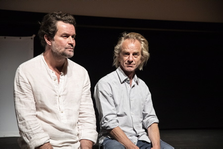 GàD les acteurs BJORN HLYNUR HARALDSSON et MAGNE HAVARD BREKKLE lors de la Présentation au public du film LE GRAND MARIN, premier film (en compétition) de l'actrice et maintenant réalisatrice Dinara Drukarova avec la mise en image et sur écran du premier livre de la romancière Catherine Poulain, lors du Festival international du film de Saint-Sébastien SSIFS 70ème édition.
L to R the actors BJORN HLYNUR HARALDSSON and MAGNE HAVARD BREKKLE during the Presentation to the public of the film LE GRAND MARIN, the first film (in competition) of the actress and now director Dinara Drukarova with the setting in image and on screen of the first book of the novelist Catherine Poulain, during the San Sebastian International Film Festival SSIFS 70th edition.
San Sébastien, San Sébastian, Donostia, Pays basque, Europe, Espagne, Gipuzkoa, Pays basque Espagnol, Basque Country.