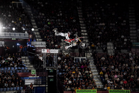 Maikel Melero lors du Show X-Gravity Freestyle Motocross de San Sébastien le 7 janvier 2023 sur le site du Donostia Arena Illumbe.
Maikel Melero Motocross Show in San Sebastian on January 7, 2023 at the Donostia Arena Illumbe site.
Pays Basque, Pays Basque Espagnol, San Sebastien, San Sebastian, Europe, Espagne