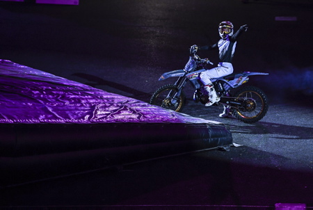 Filip Podmol lors du Show X-Gravity Freestyle Motocross de San Sébastien le 7 janvier 2023 sur le site du Donostia Arena Illumbe.
Filip Podmol Motocross Show in San Sebastian on January 7, 2023 at the Donostia Arena Illumbe site.
Pays Basque, Pays Basque Espagnol, San Sebastien, San Sebastian, Europe, Espagne