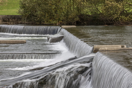 Les barrages de la vallée de Baigorri sont menacés de fermeture. Ici, le Barrage de Berhoko-Eyhera à Saint-Martin-d'Arrossa au Pays basque. Une menace pèse actuellement sur la petite hydro-électricité en france et particulièrement au Pays basque avec de lourdes et incohérentes démarches administratives qui mettent en péril les centrales elles même, leurs propriétaires et l’électricité produite par celles-ci qui representes 7% de la production et pourrait selon Xavier Cabillon "turbinier" atteindre 30%. Pourtant il sagit bien d'une électricité propre ou l'intégralité de tout l'eau avec laquelle est fabriqué l'électricité est restituée. Au Pays basque, une vingtaine de propriétaires de centrales hydroélectriques ont signé une charte qui scelle leur union et entend pérenniser et valoriser cette production.
The dams in the Baigorri valley are threatened with closure. Here, the Berhoko-Eyhera Dam in Saint-Martin-d'Arrossa in the Basque Country. A threat currently weighs on small hydroelectricity in France and particularly in the Basque Country with cumbersome and inconsistent administrative procedures which endanger the power plants themselves, their owners and the electricity produced by them which represents 7% of the production and could, according to Xavier Cabillon “turbinier”, reach 30%. However, it is indeed clean electricity where all of the water with which the electricity is made is returned. In the Basque Country, around twenty owners of hydroelectric power stations have signed a charter which seals their union and intends to perpetuate and promote this production.
Saint Martin d'Arrossa, Pays basque, 64 , Nouvelle Aquitaine, Pyrénées Atlantiques, Sud Ouest, South West, France, Europe.New Aquitaine, Basque Country.
