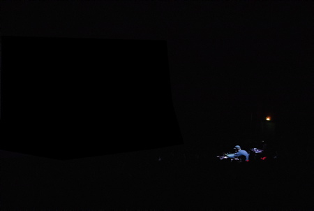 Live en simultané par le DJ MOLECULE ( Romain De La Haye-Serafini ) et co-réalisateur du film avec Vincent Bonnemazou, lors de la projection en salle du film documentaire d'ouverture du festival FIPADOC ( Festival International Documentaire ) "29173 NM" sur le Vendée Globe 2020. Festival du FIPADOC de Biarritz le 20 janvier 2023, lors de la soirée d'ouverture du festival à la gare du midi.
Live simultaneously by DJ MOLECULE ( Romain De La Haye-Serafini ) and co-director of the film with Vincent Bonnemazou, during the indoor screening of the opening documentary film of the FIPADOC festival (International Documentary Festival) "29173 NM" on the Vendée Globe 2020. FIPADOC Festival in Biarritz on January 20, 2023, during the opening night of the festival at the Gare du Midi.
Biarritz, Pays basque, Nouvelle-Aquitaine, New-Aquitaine, Pyrénées-Atlantiques, Pays Basque, Europe, France.