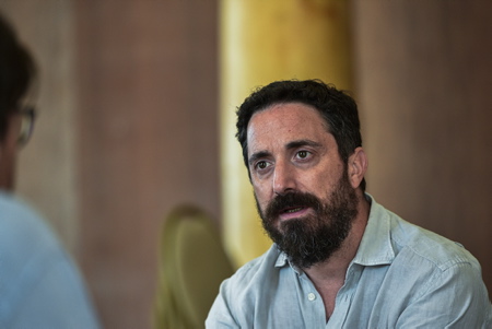 Le cinéaste chilien Pablo Larraín, réalisateur, scénariste et producteur lors du Festival Biarritz Amerique Latine 32ème éditons à Biarritz sur la côte basque, Pays basque, le 24 septembre 2023.
Chilean filmmaker Pablo Larraín, director, screenwriter and producer during the 32nd edition of the Biarritz Latin America Festival in Biarritz on the Basque coast, Basque Country, September 24, 2023.
Biarritz, Pays Basque, Euskal Herri, Basque Country, Nouvelle Aquitaine, New Aquitaine, Pyrénées Atlantiques, Sud Ouest, France, Europe.
