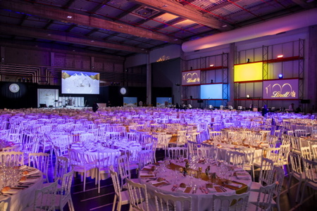 Bienvenue dans le monde des Traiteurs et organisateurs de réceptions ici : le traiteur Jardins & Saveurs traiteur de france, intervention et mise en place du service de restauration et de la reception pour 900 convives lors d'un congrès. Anniversaire des 100 ans de la création de l'entreprise LINDT France à Oloron Sainte Marie.
Welcome to the world of caterers and reception organizers here: the caterer Jardins & Saveurs caterer de France, intervention and implementation of the catering service and reception for 900 guests during a Congress. Anniversary of the 100th anniversary of the creation of the LINDT France company in Oloron Sainte Marie.
Oloron-Sainte-Marie, 64 , Nouvelle Aquitaine, Pyrénées Atlantiques, Sud Ouest, France, Europe.
New Aquitaine.