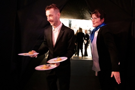 Bienvenue dans le monde des Traiteurs et organisateurs de réceptions ici : le traiteur Jardins & Saveurs traiteur de france, intervention et mise en place du service de restauration et de la reception pour 900 convives lors d'un congrès. Anniversaire des 100 ans de la création de l'entreprise LINDT France à Oloron Sainte Marie.
Welcome to the world of caterers and reception organizers here: the caterer Jardins & Saveurs caterer de France, intervention and implementation of the catering service and reception for 900 guests during a Congress. Anniversary of the 100th anniversary of the creation of the LINDT France company in Oloron Sainte Marie.
Oloron-Sainte-Marie, 64 , Nouvelle Aquitaine, Pyrénées Atlantiques, Sud Ouest, France, Europe.
New Aquitaine.