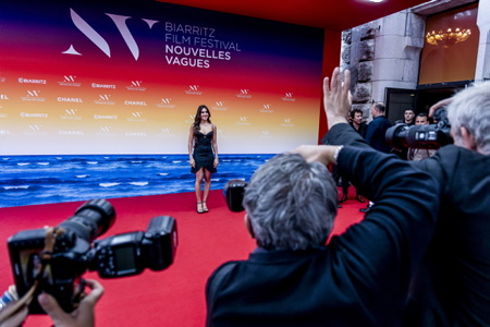 Izabel Pakzad lors du Festival International du FILM DE BIARRITZ NOUVELLES VAGUES seconde édition soirée de clôture le 22 juin 2024.

Izabel Pakzad during the BIARRITZ NOUVELLES VAGUES International FILM Festival second edition closing night on June 22, 2024.

Biarritz, Pays basque, 64 , Nouvelle Aquitaine, Pyrénées Atlantiques, Sud Ouest, France, Europe.
New Aquitaine, Basque Country.